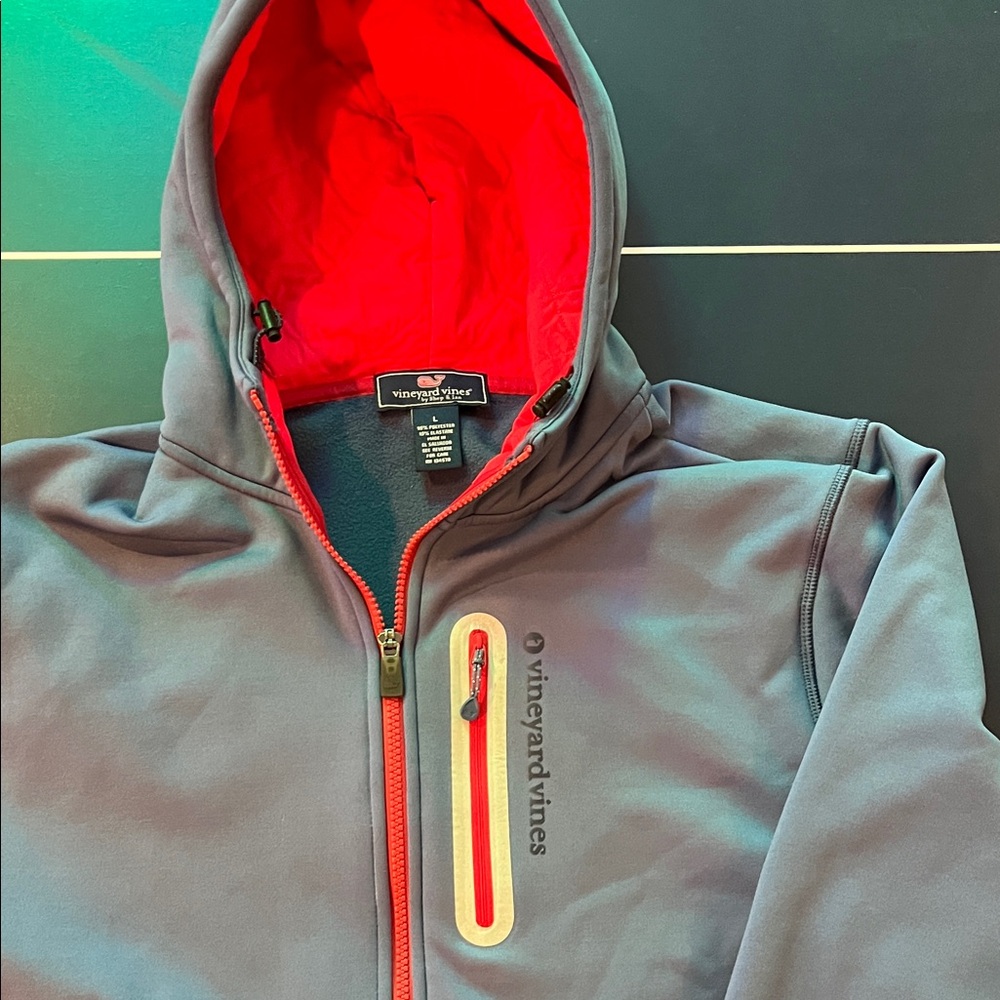 Vineyard Vines Blue slate and Scarlet Jacket Men’s Lg.